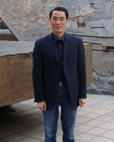 钟小勇照片女同av
20170303