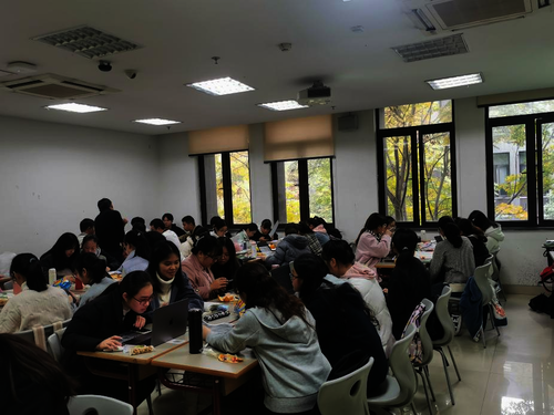 历史192班组织期末安排和“诚信考试”主题报告